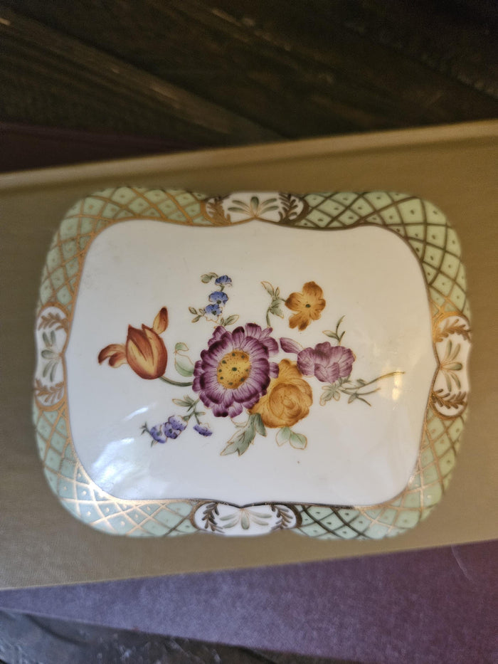 Andrea by Sedek - Trinket Box - Floral & Wreath Pattern