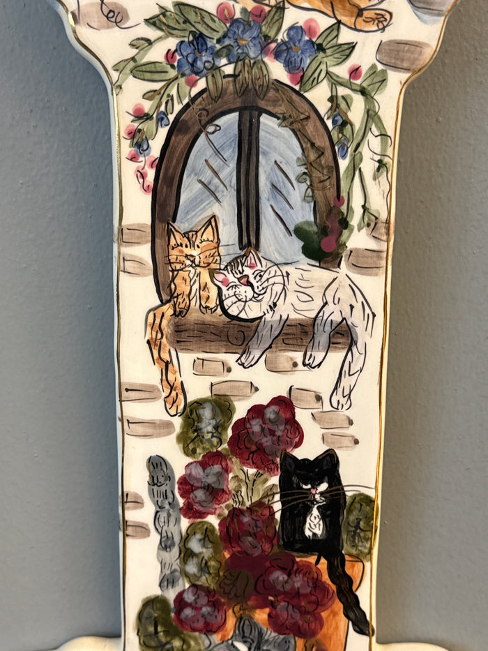 Collectible cat ceramic art clock