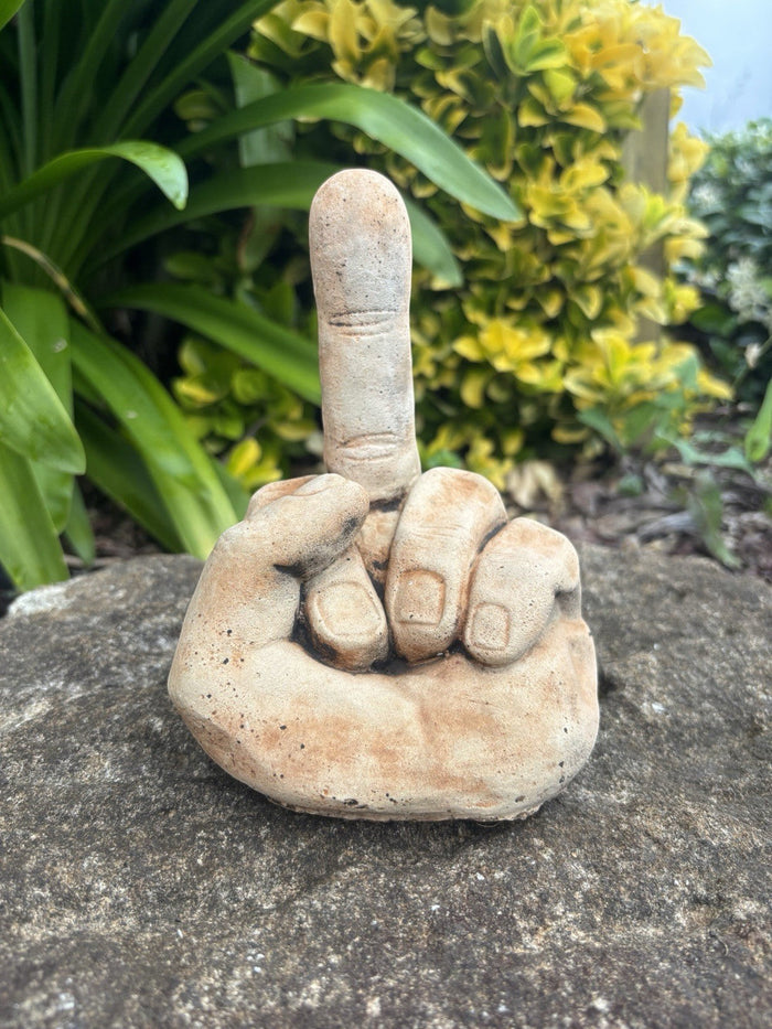 22nice4me Garden Statues hand-painted concrete finger up ornament for quirky outdoor or indoor decor