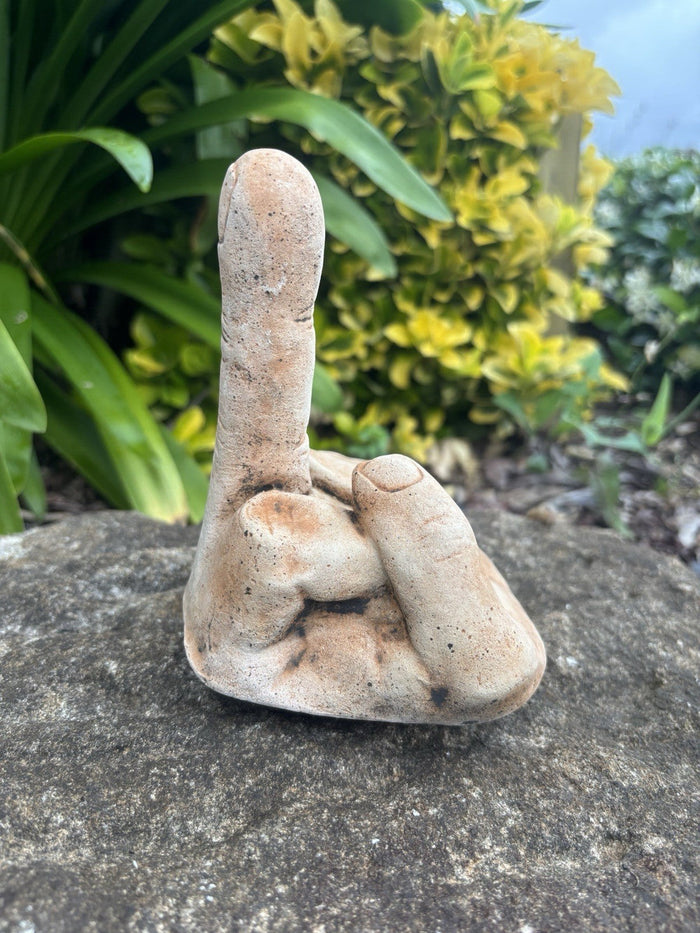 22nice4me Garden Statues hand-painted concrete finger up ornament for outdoor garden decor
