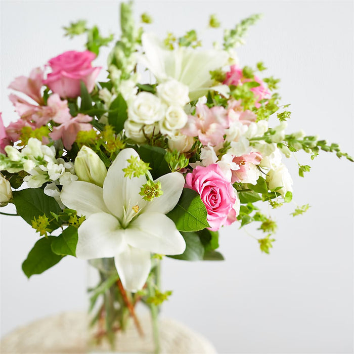 Fondly Bouquet – PANDA FLOWERS CANADA INC, Calgary AB