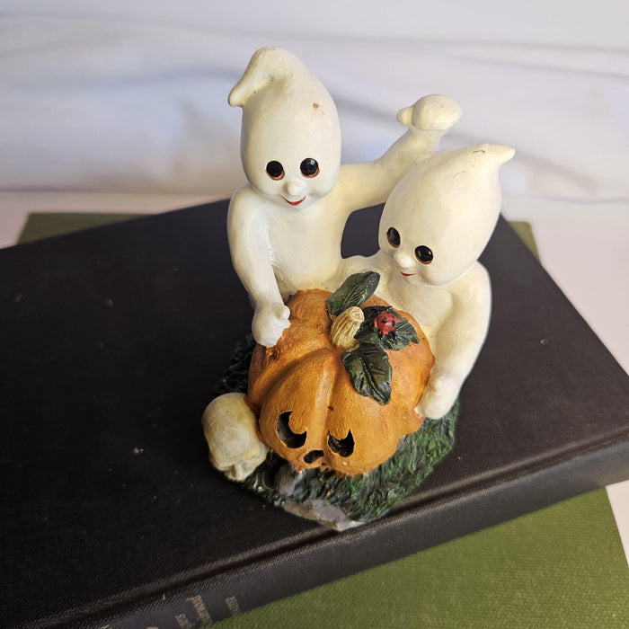 Ghosts and Pumpkin Figurine - Light up Pumpkin - Harvest Collection - Young Inc. - 2001 - Original Box