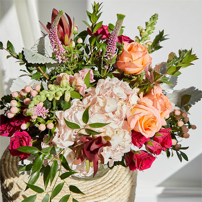 Glitz & Glam Bouquet – PANDA FLOWERS CANADA INC, Calgary AB