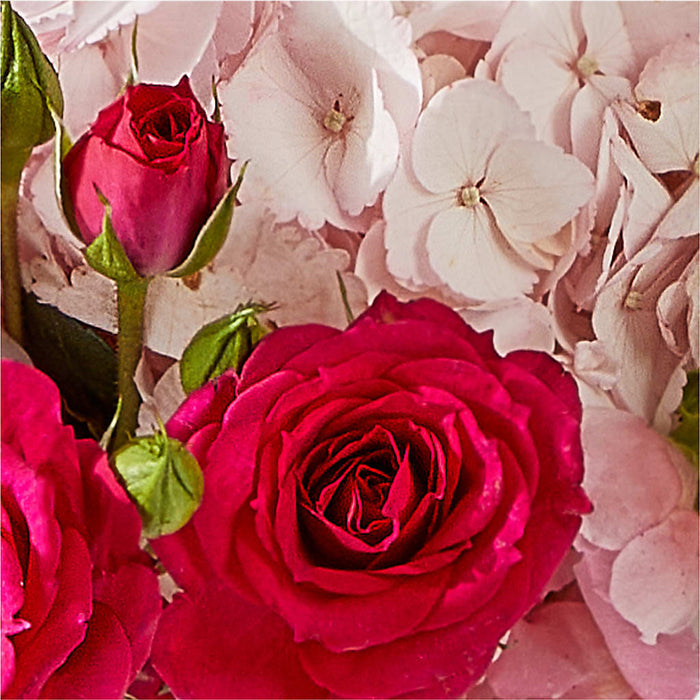 Glitz & Glam Bouquet – PANDA FLOWERS CANADA INC, Calgary AB