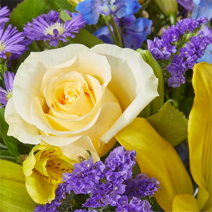 Limoncello Bouquet – PANDA FLOWERS CANADA INC, Calgary AB