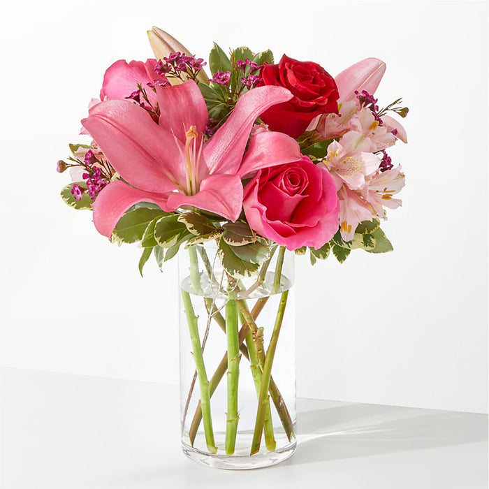 Lucky in Love Bouquet – PANDA FLOWERS CANADA INC, Calgary AB