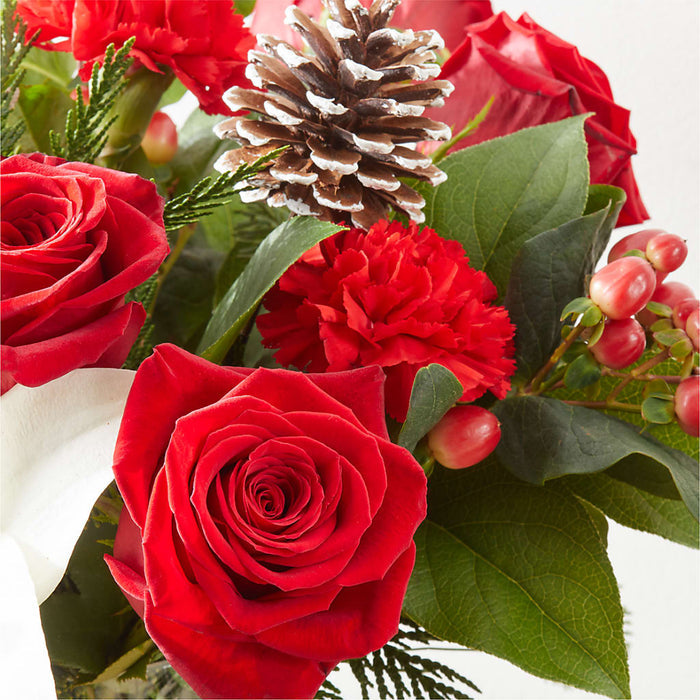 Oh So Jolly Bouquet – PANDA FLOWERS CANADA INC, Calgary AB