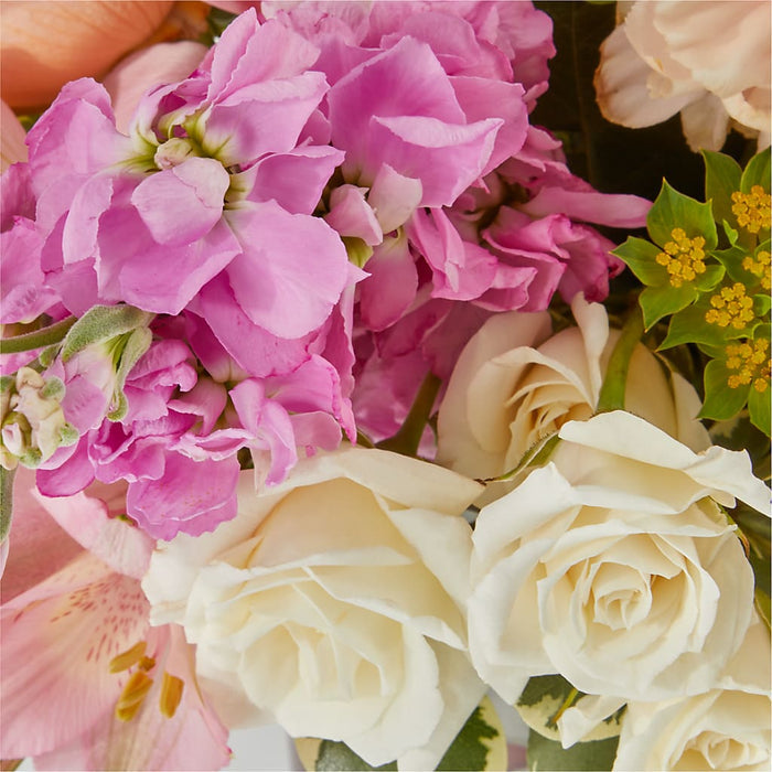 Paradise Bouquet – PANDA FLOWERS CANADA INC, Calgary AB