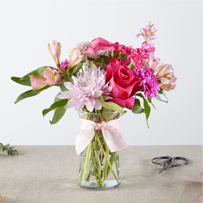 Pink Ribbon - A Florist Original – PANDA FLOWERS CANADA INC, Calgary AB