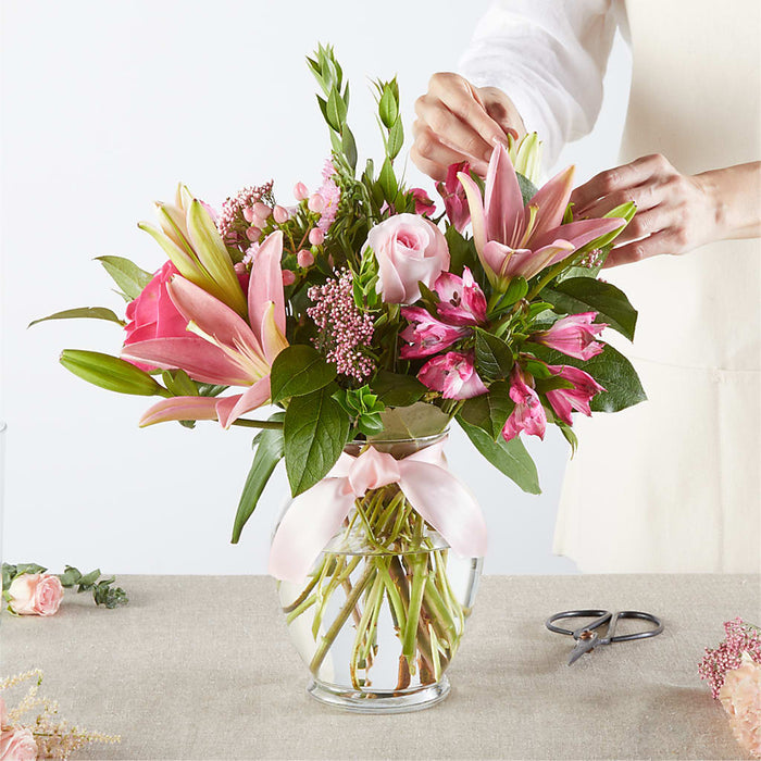 Pink Ribbon - A Florist Original – PANDA FLOWERS CANADA INC, Calgary AB