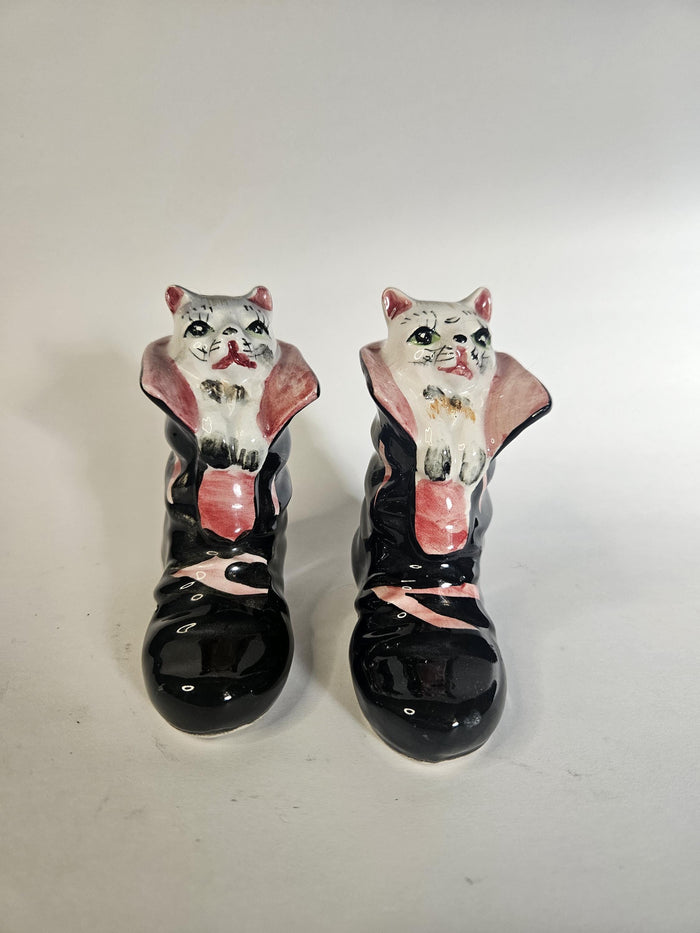 Puss N Boots - Cat Shakers - 1950s Japan - Original stickers & stoppers - Hand-painted