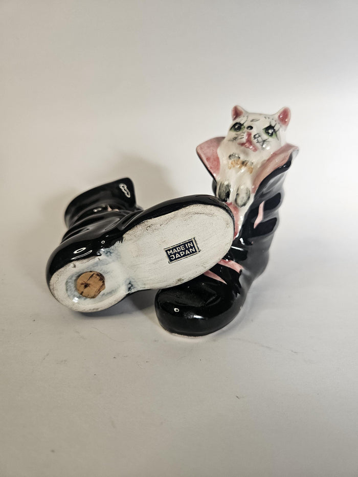 Puss N Boots - Cat Shakers - 1950s Japan - Original stickers & stoppers - Hand-painted