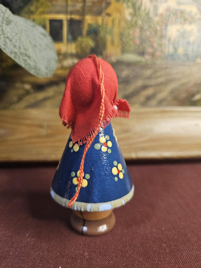 Russian Folk Art - Wooden figurine/ornament