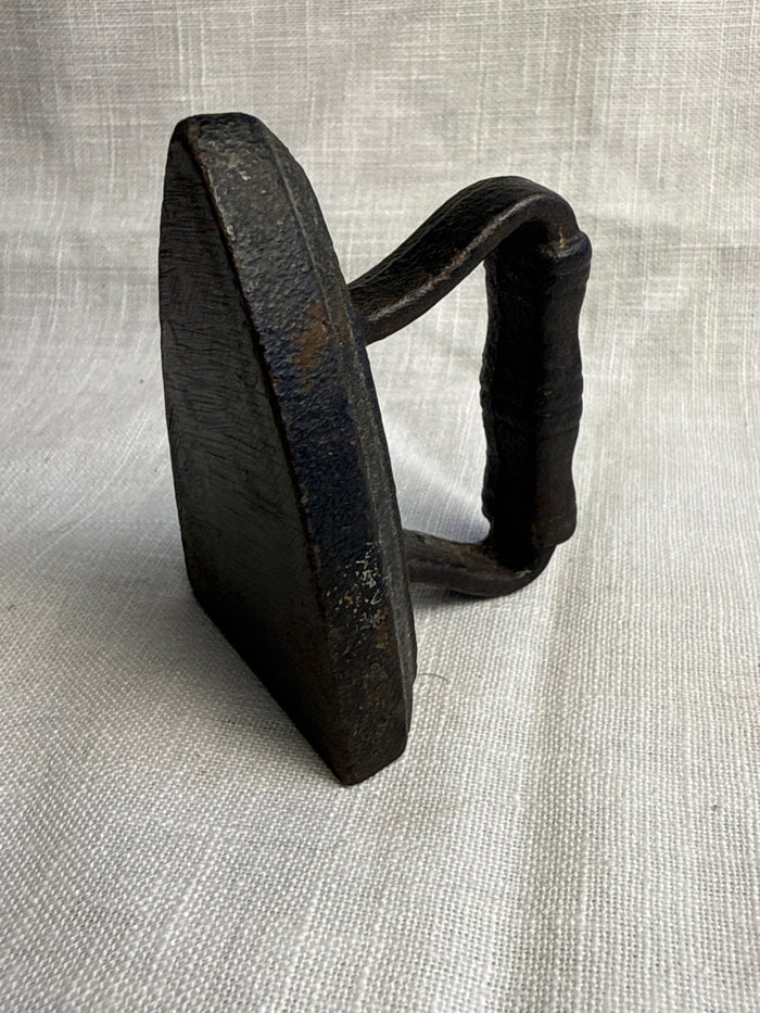 Small Decorative Child’s Sad Iron 11