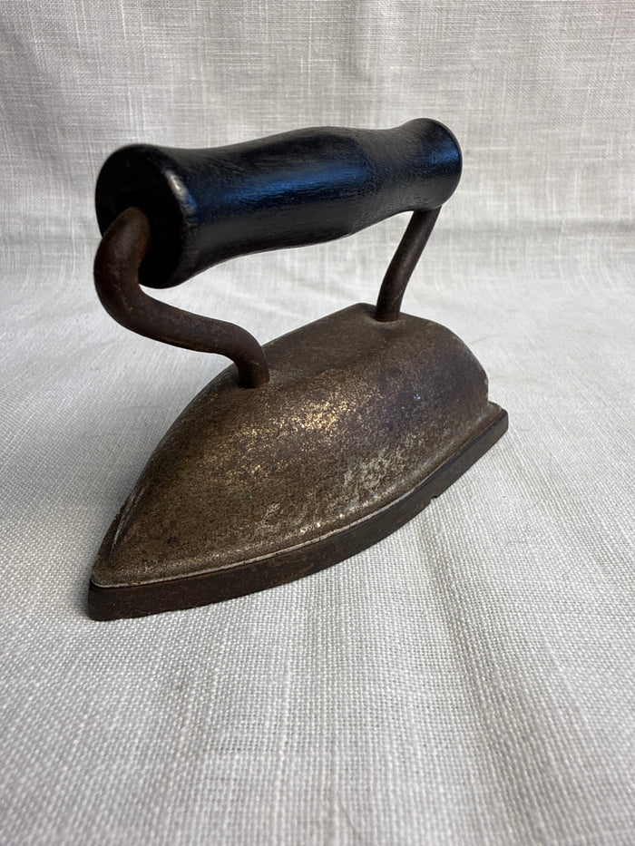 Small Decorative Child’s Sad Iron 13