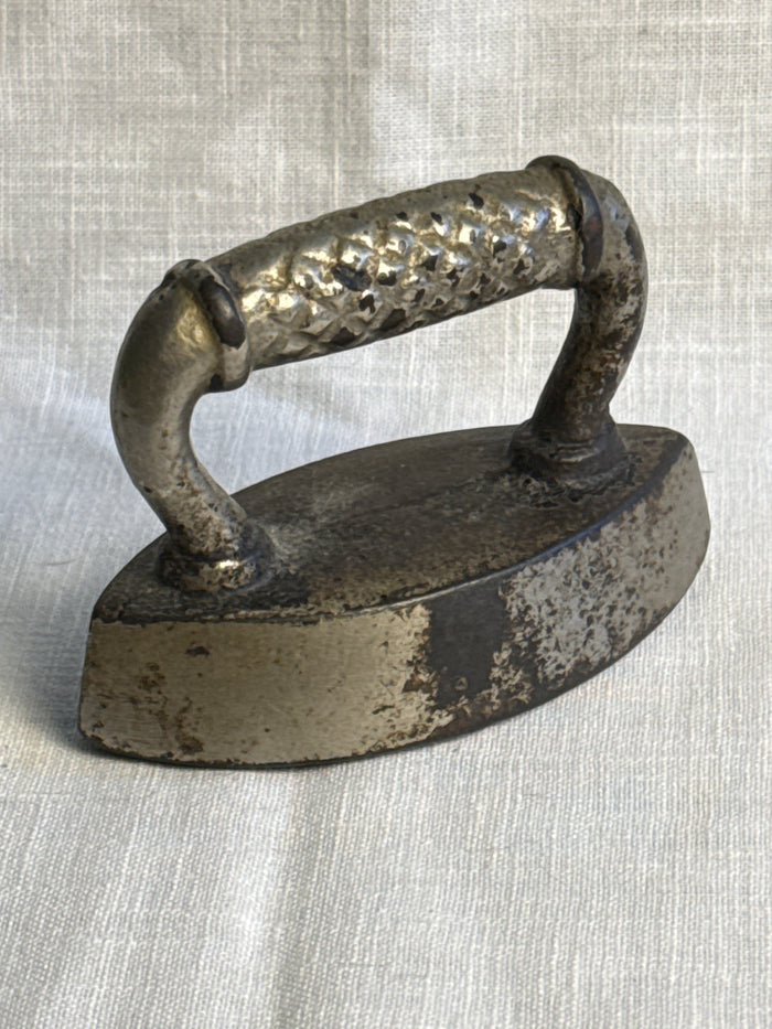 Small Decorative Child’s Sad Iron 2