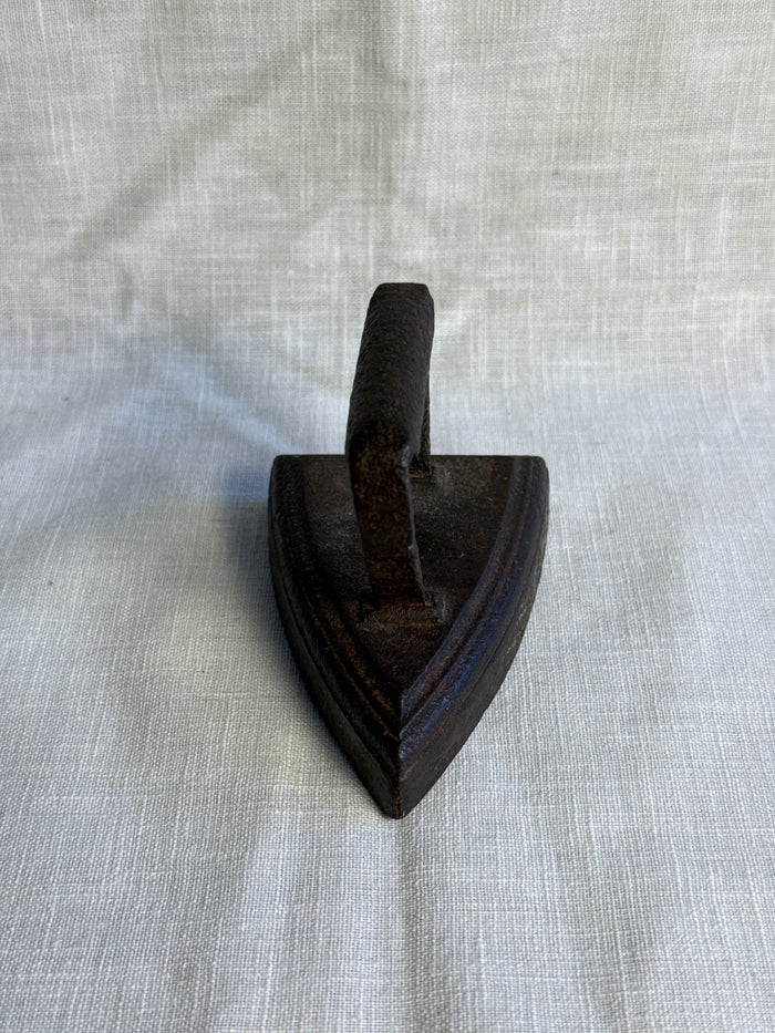 Small Decorative Child’s Sad Iron 6