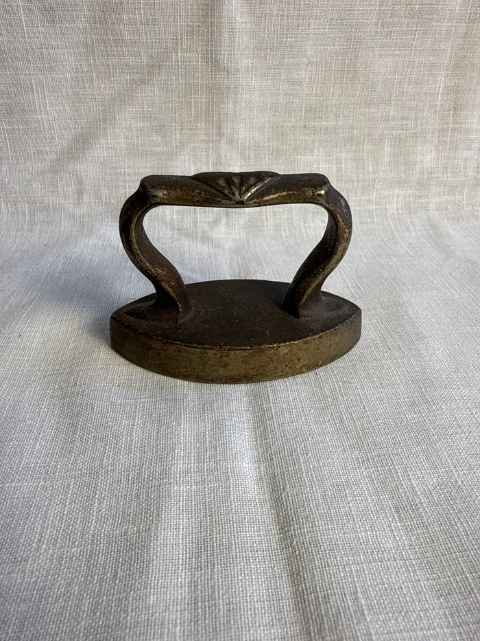Small Decorative Child’s Sad Iron 7