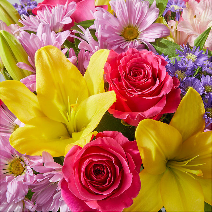 Sprinkles Bouquet – PANDA FLOWERS CANADA INC, Calgary AB