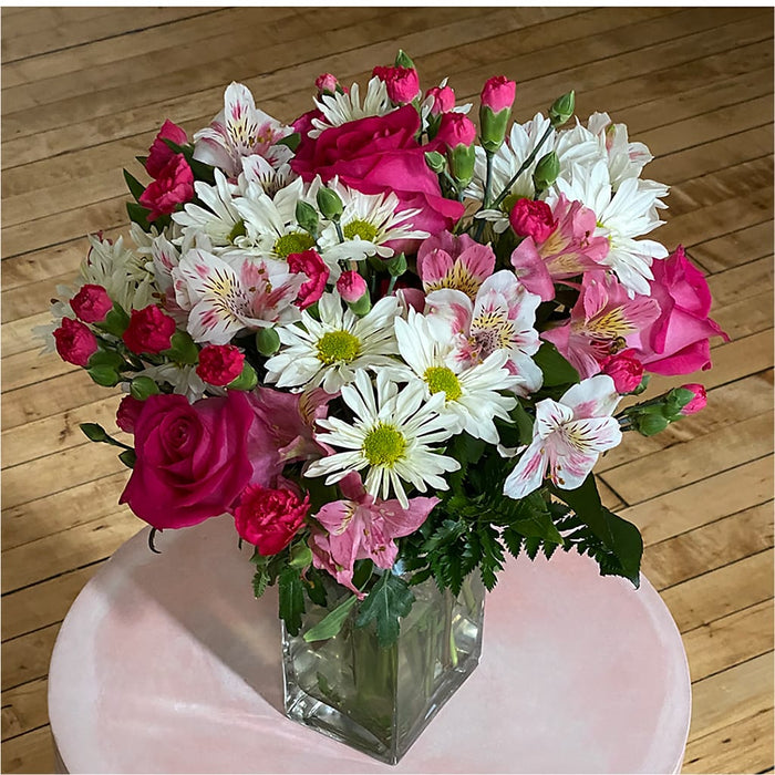 Sweet Surprises® Bouquet – PANDA FLOWERS CANADA INC, Calgary AB