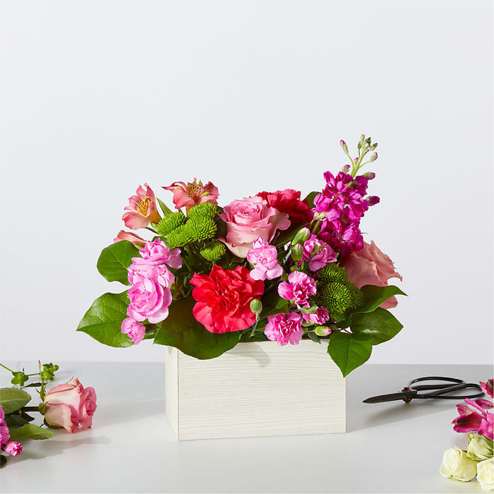 Sweetberry Box – A Florist Original – PANDA FLOWERS CANADA INC, Calgary AB