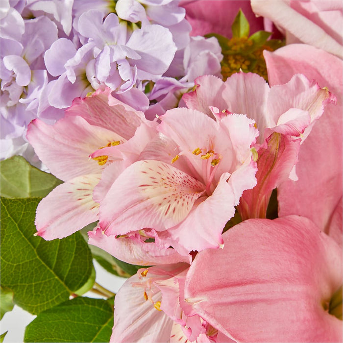 The Crown Jewel Bouquet – PANDA FLOWERS CANADA INC, Calgary AB