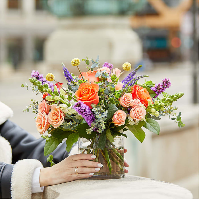 The Standout Bouquet – PANDA FLOWERS CANADA INC, Calgary AB