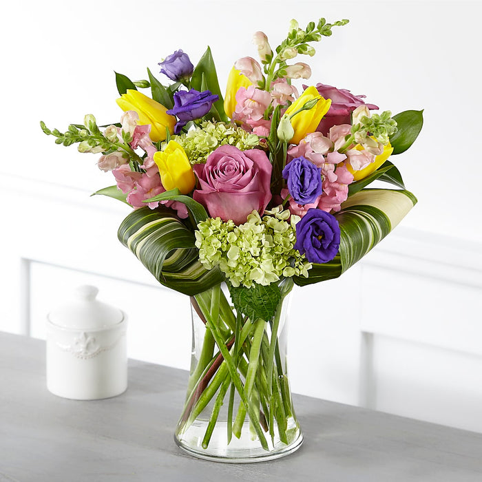 Wondrous Memories Bouquet – PANDA FLOWERS CANADA INC, Calgary AB